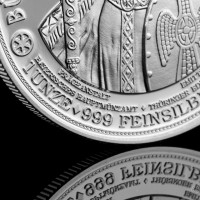 Detail stříbrné investiční medaile, proof