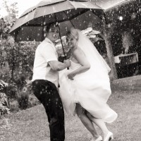 Déšť na svatbě - kapky štěstí (© Jan Jirouš)